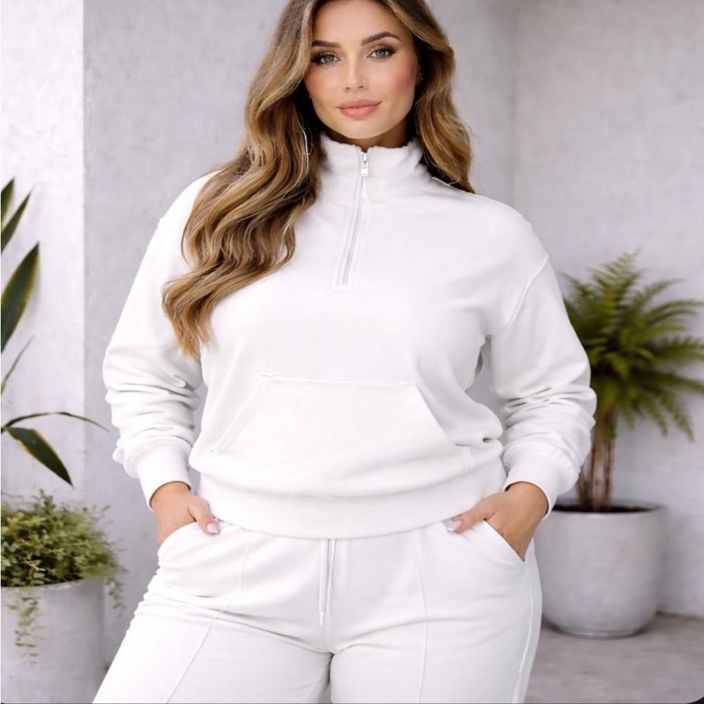 Women’s Cream Two-Piece Tracksuit with Half-Zip Pullover Size Large